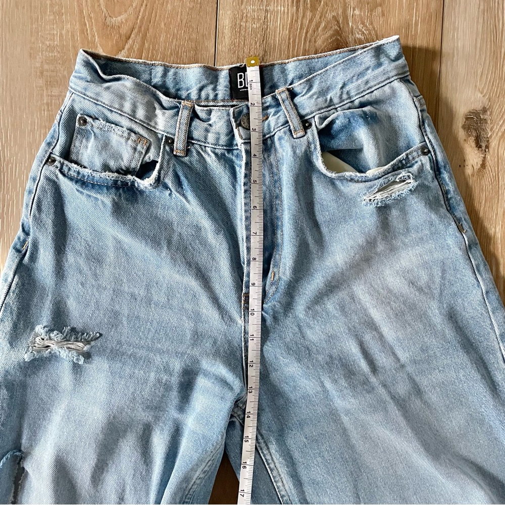 Urban Outfitters ๐บ BDG Baggy Skater Wide Leg Distressed Jeans - Picture 15 of 16